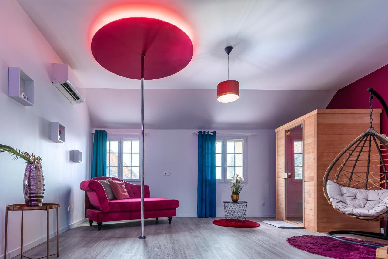 Suite L'Echappee - Maison Romantique - Spa & Sauna Privatif- Pole Dance - Lit Rond Avec Miroir Au Plafond Pezarches Экстерьер фото