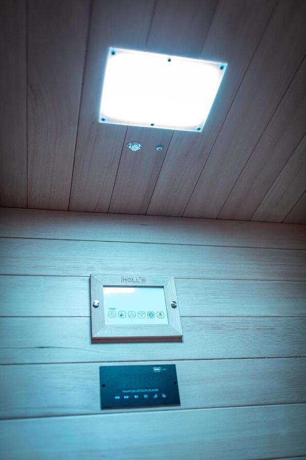 Suite L'Echappee - Maison Romantique - Spa & Sauna Privatif- Pole Dance - Lit Rond Avec Miroir Au Plafond Pezarches Экстерьер фото